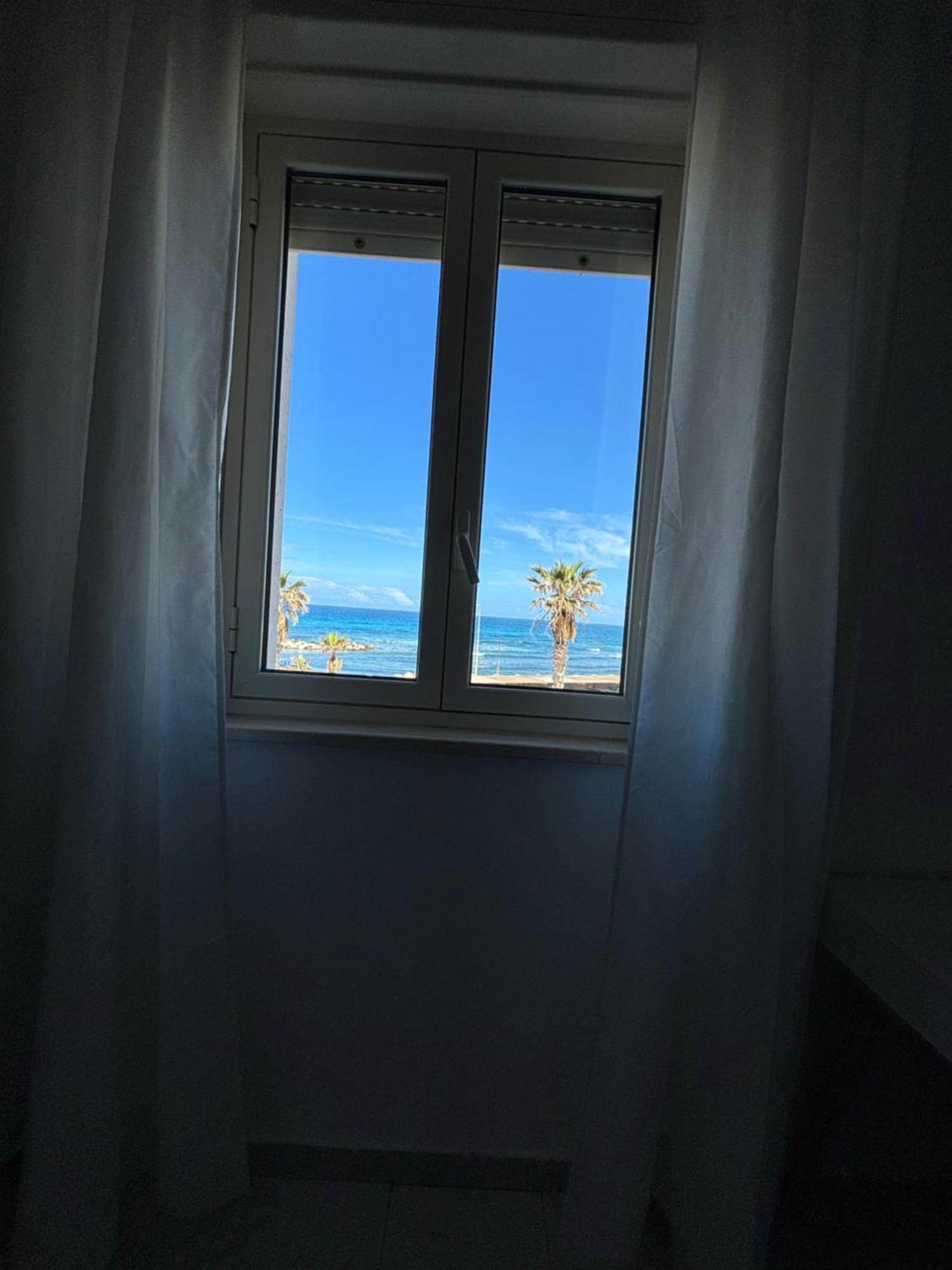 Appartamento Casa del Grillo, in centro, a 50m dal mare Trapani Esterno foto